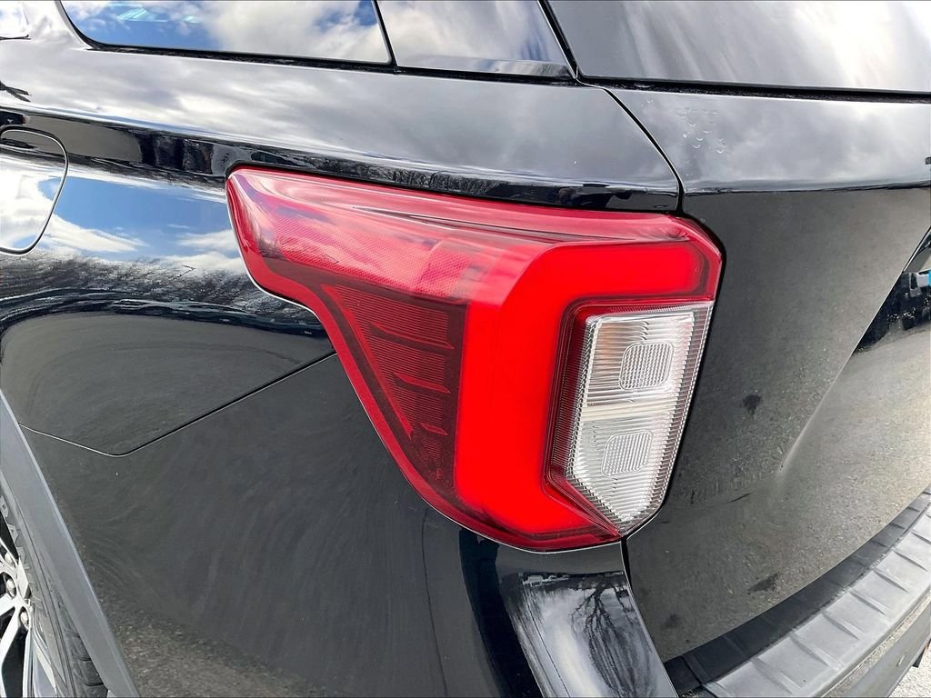 Used 2020 Ford Explorer ST w/ Premium Technology Package AWD/4WD image 33