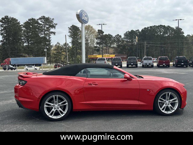 Used 2020 Chevrolet Camaro LT w/ RS Package RWD image 8