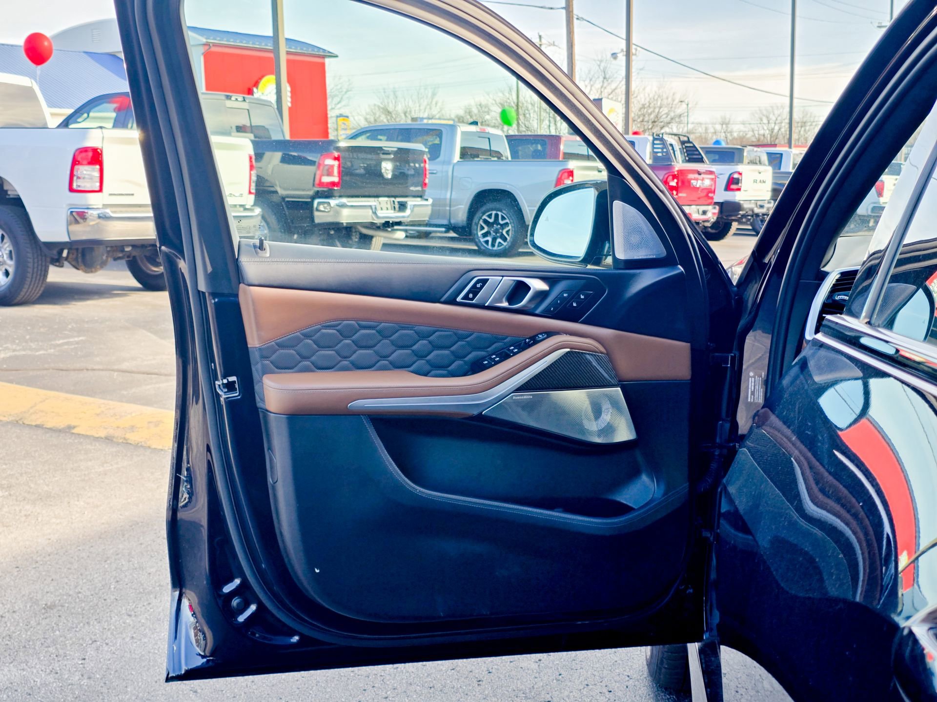 Used 2023 BMW X5 M w/ Competition Package image 18