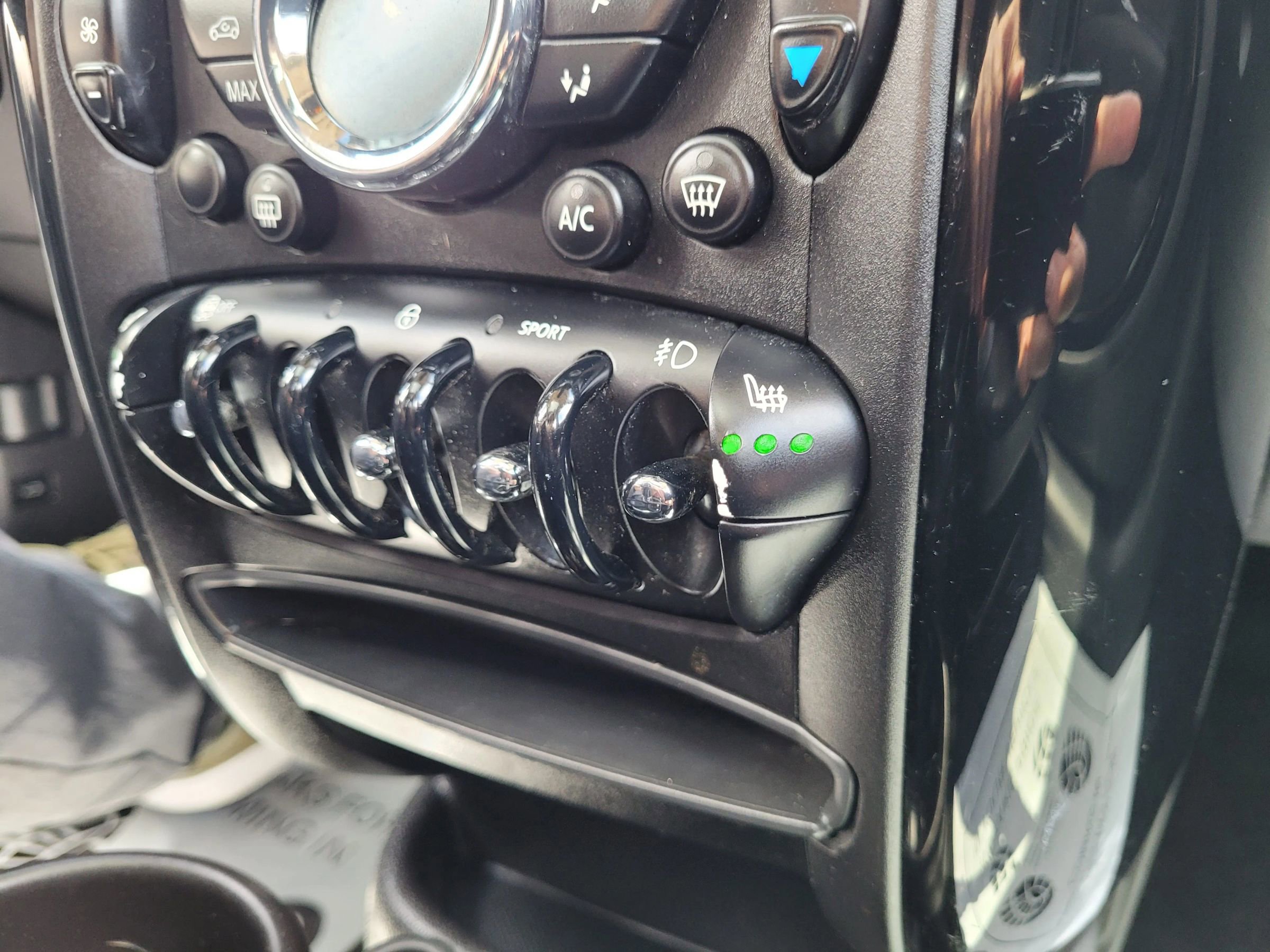 Used 2015 MINI Cooper Countryman S image 32