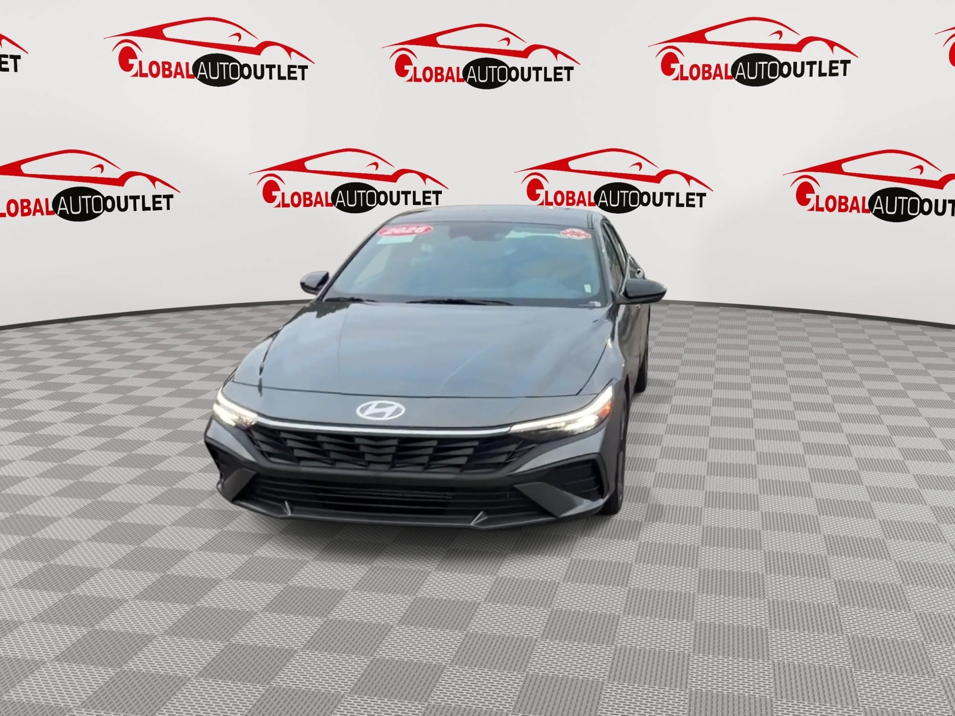 Used 2026 Hyundai Elantra Sport FWD image 3