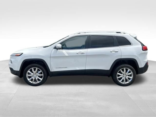 Used 2016 Jeep Cherokee Limited w/ Luxury Group AWD/4WD image 2