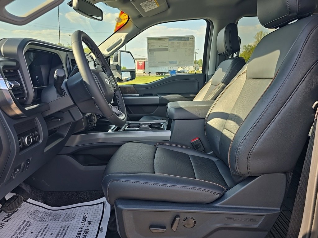 New 2026 Ford F350 Lariat image 18