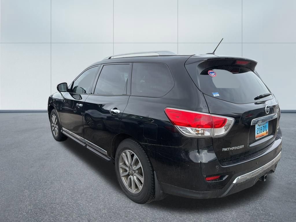 Used 2016 Nissan Pathfinder SL w/ SL Premium Package image 6