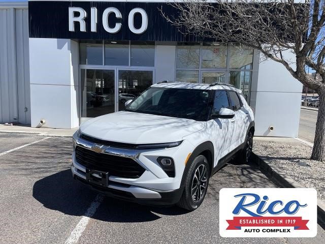 Certified 2025 Chevrolet TrailBlazer LT FWD image 1
