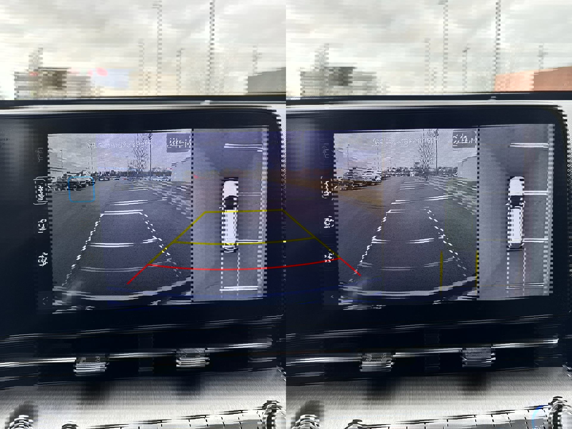 Used 2024 Hyundai Kona Limited image 17