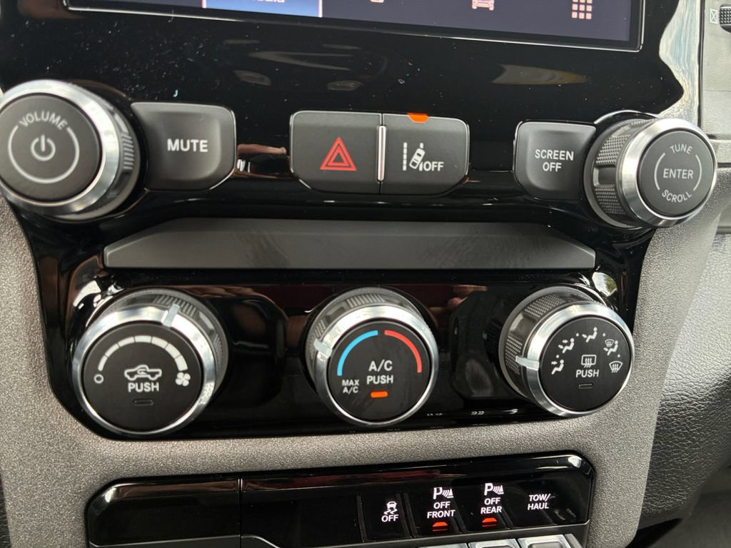 New 2026 RAM 1500 Express RWD image 4