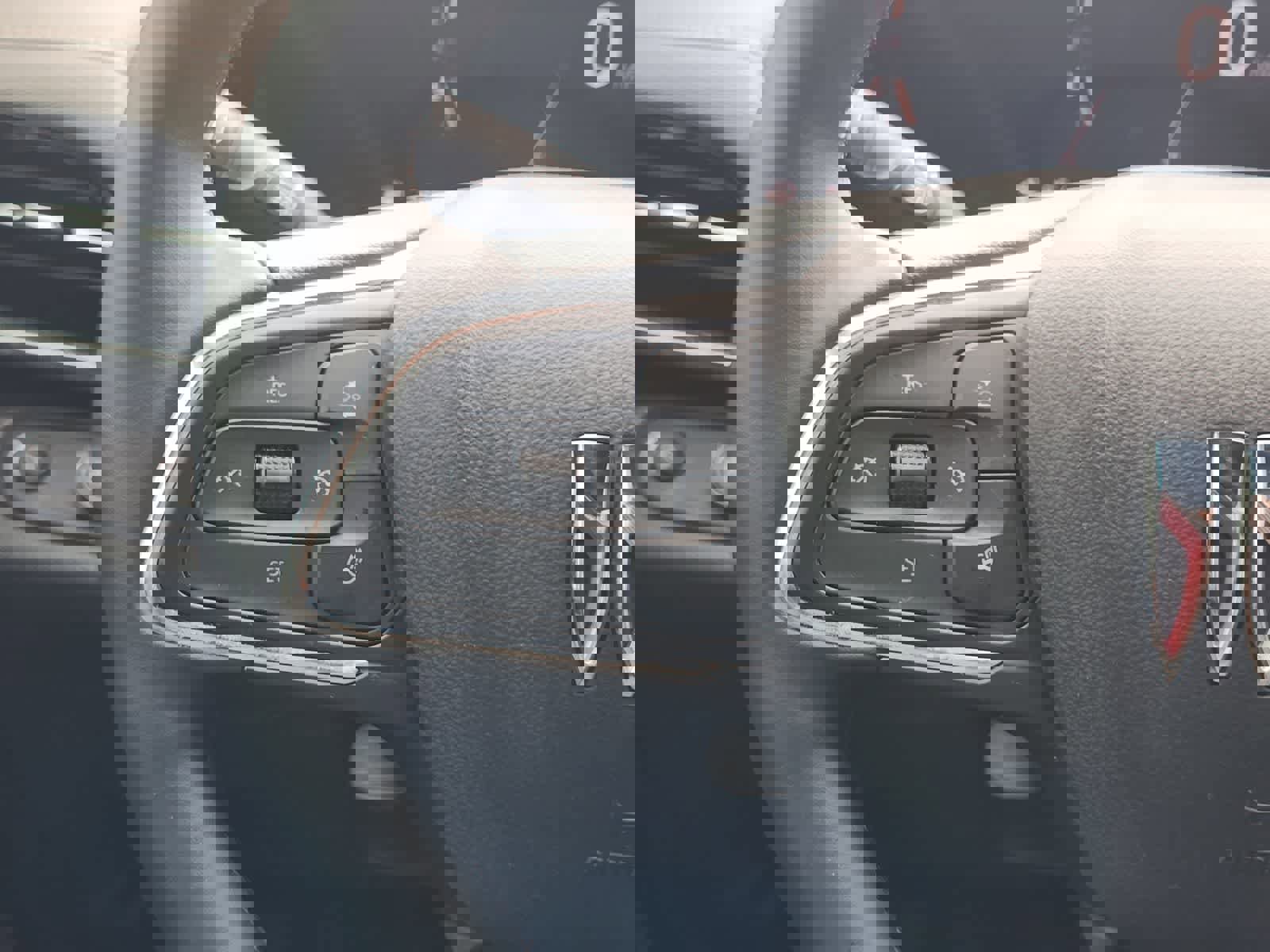 Used 2024 Buick Envista Avenir image 28