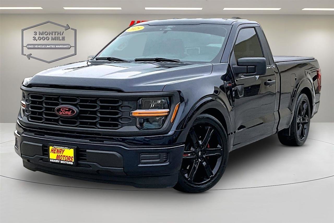 Used 2025 Ford F150 XL RWD image 3