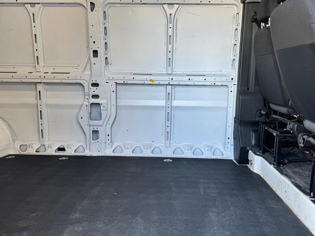 Used 2025 RAM ProMaster 2500 w/ Convenience Group image 27