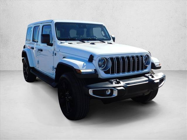 Used 2025 Jeep Wrangler Sahara 4xe AWD/4WD image 5
