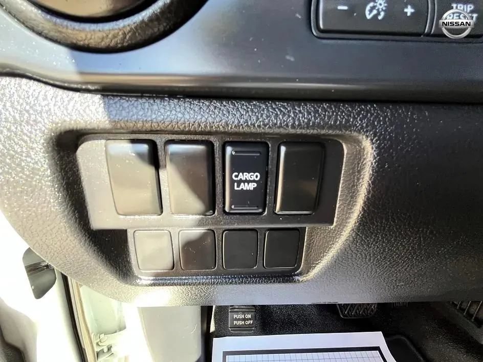 Used 2017 Nissan Titan S AWD/4WD image 20