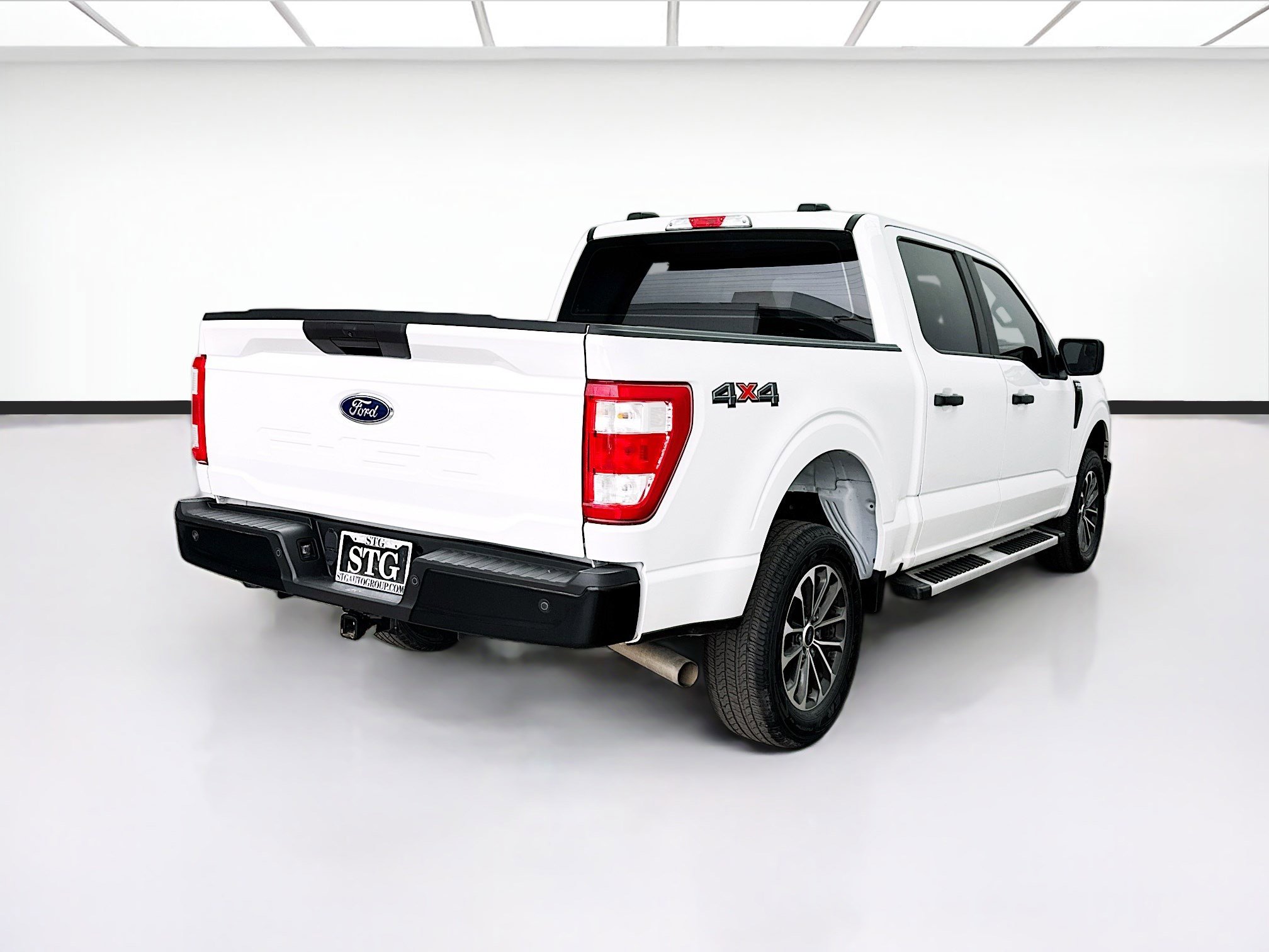 Used 2021 Ford F150 XL w/ Equipment Group 101A High AWD/4WD image 4