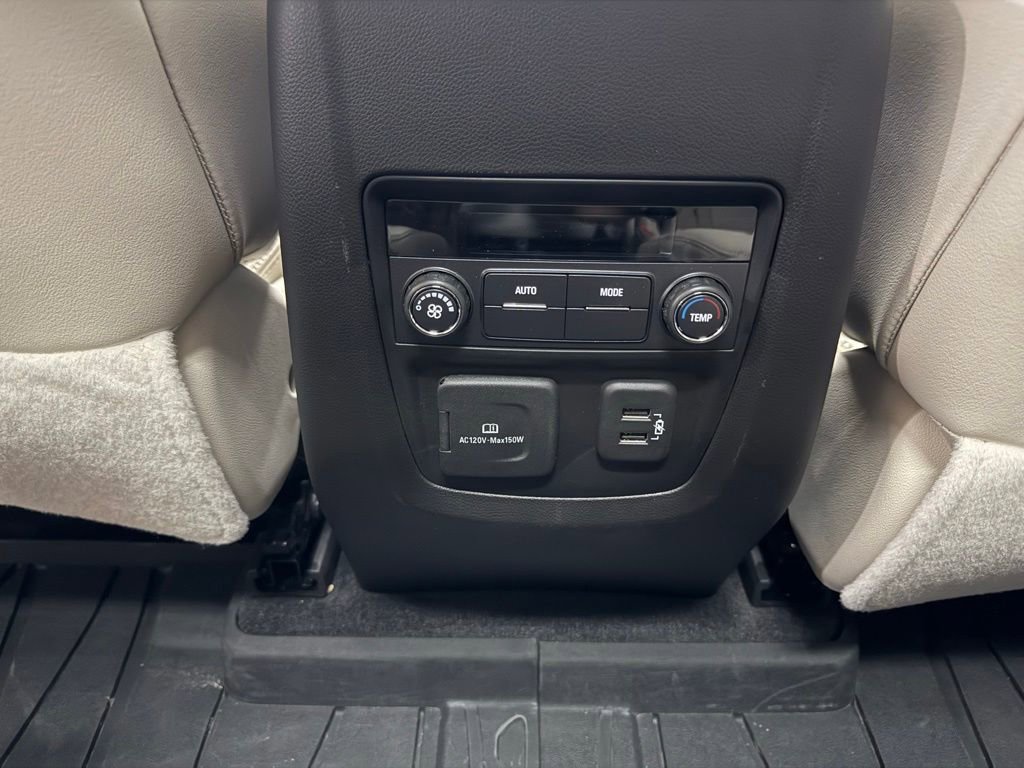Used 2023 Buick Enclave Essence w/ Experience Buick Package AWD/4WD image 21