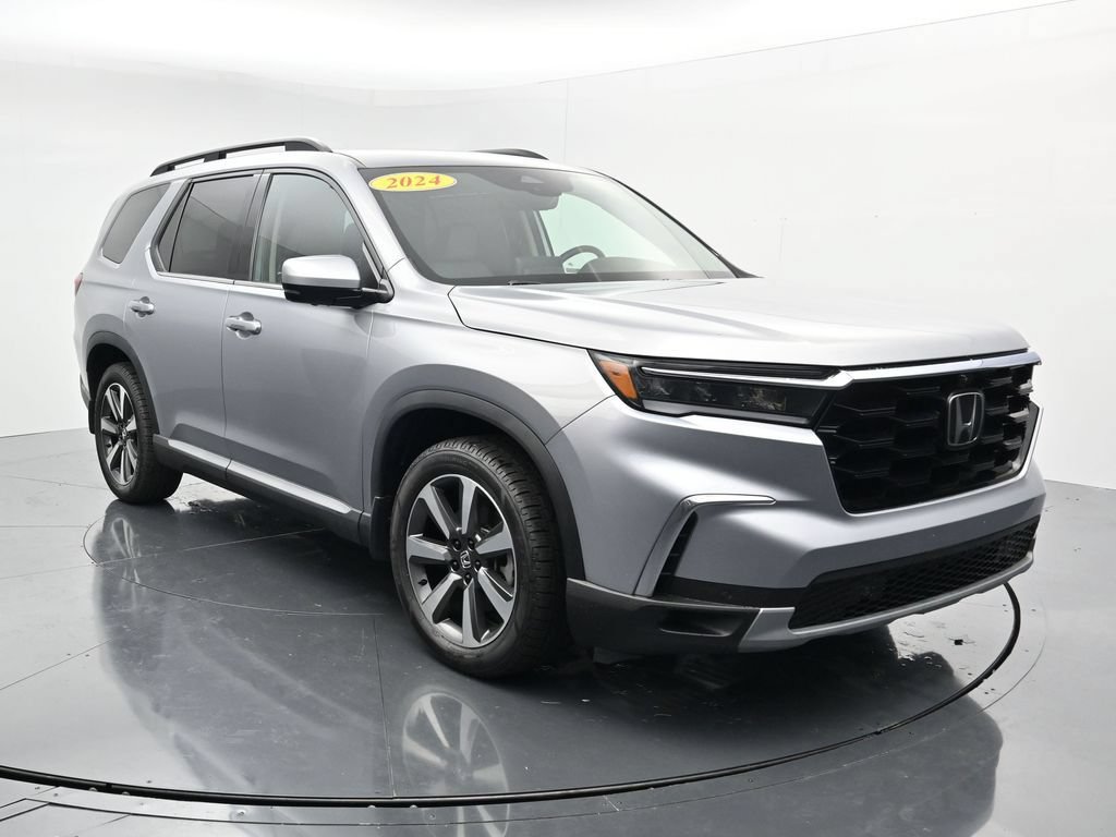 Used 2024 Honda Pilot Elite image 2