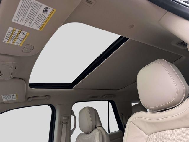 Used 2019 Lincoln Navigator L Reserve w/ Cargo Package AWD/4WD image 12