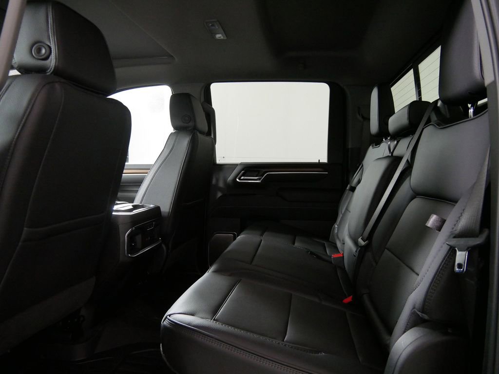 New 2026 GMC Sierra 3500 Denali w/ Denali Reserve Package image 13