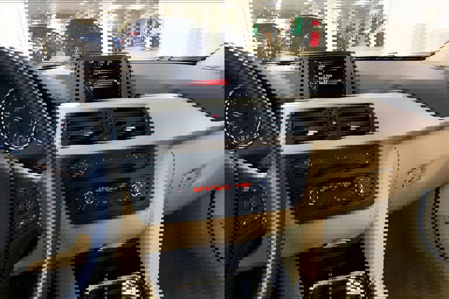 Used 2015 BMW 320i Sedan image 7