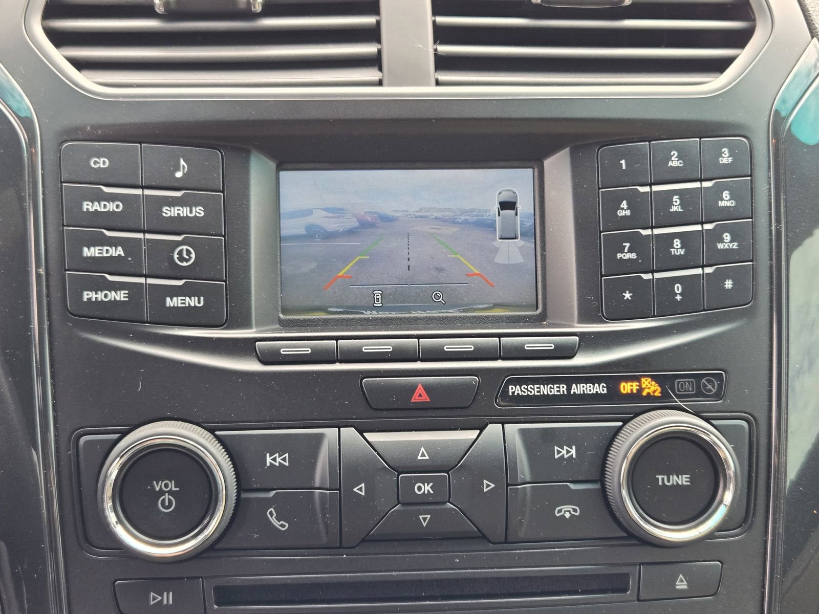 Used 2017 Ford Explorer XLT image 15