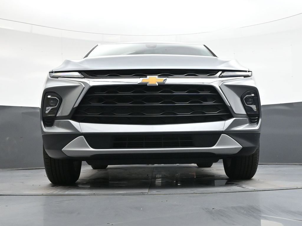 Used 2023 Chevrolet Blazer LT w/ Driver Confidence Package image 32