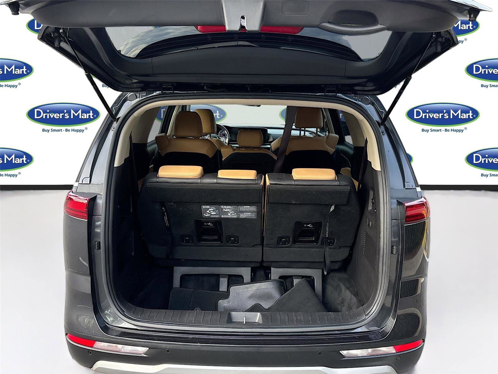 Used 2022 Kia Carnival LX image 26