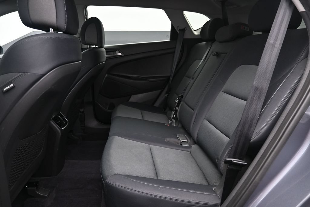 Used 2018 Hyundai Tucson Sport w/ Cargo Package FWD image 12