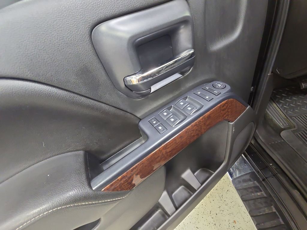 Used 2015 GMC Sierra 1500 SLE w/ SLE Value Package image 24