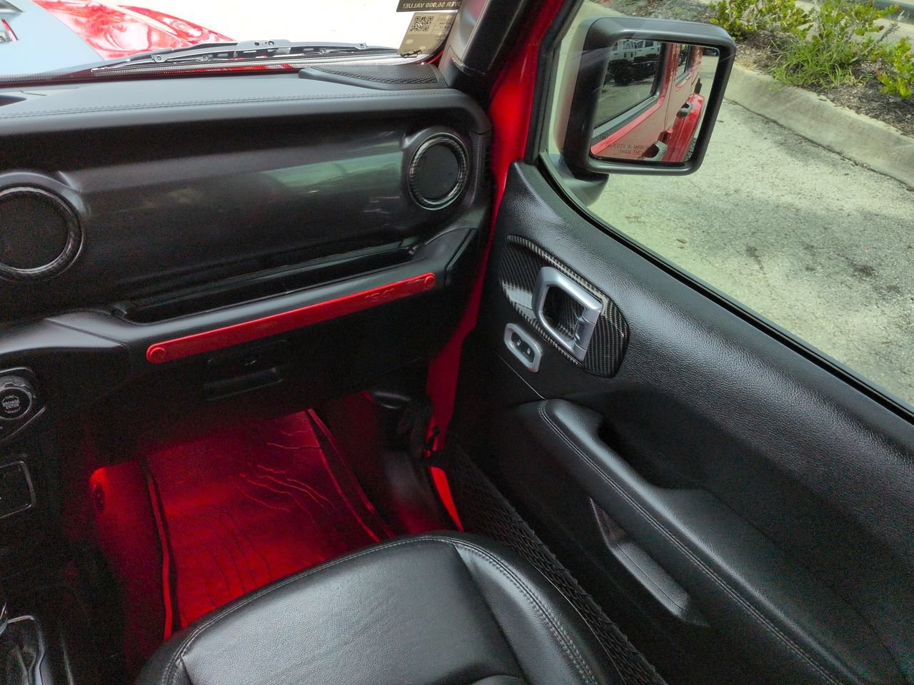 Used 2020 Jeep Wrangler Unlimited Sahara AWD/4WD image 17