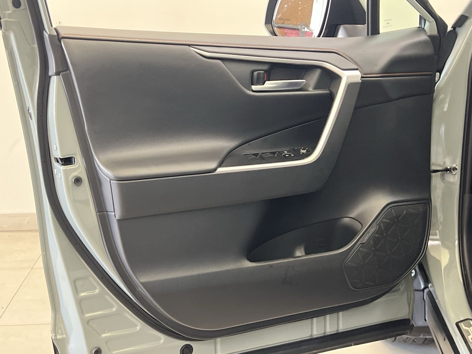 Used 2019 Toyota RAV4 Adventure w/ All Weather Liner Package AWD/4WD image 38