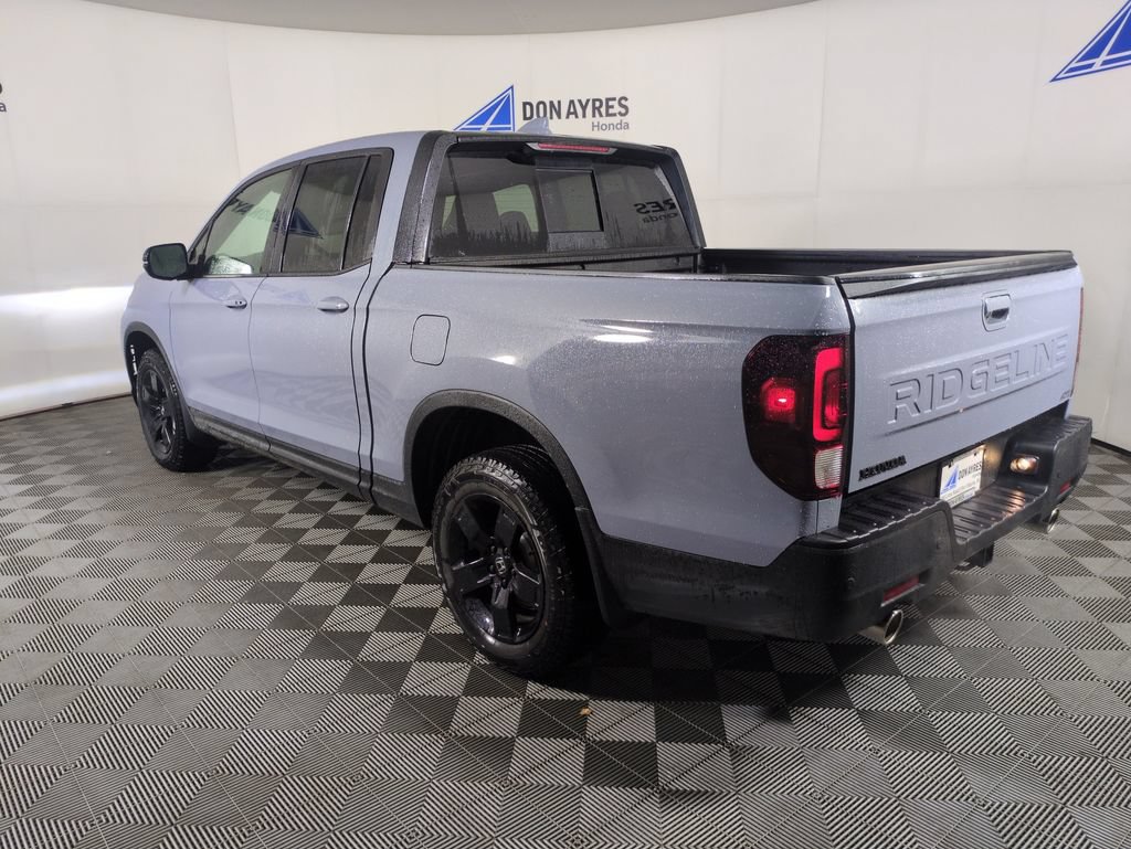 Used 2026 Honda Ridgeline Black Edition image 4