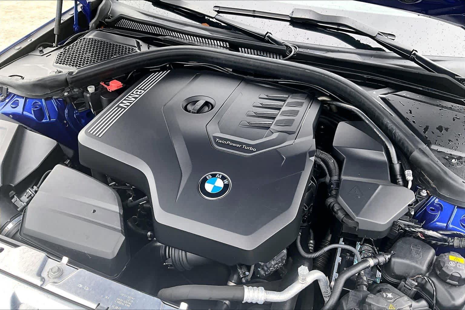Used 2020 BMW 330i Sedan w/ M Sport Package RWD image 31