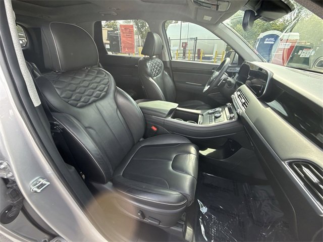 Certified 2022 Hyundai Palisade Limited w/ Winter Package image 25