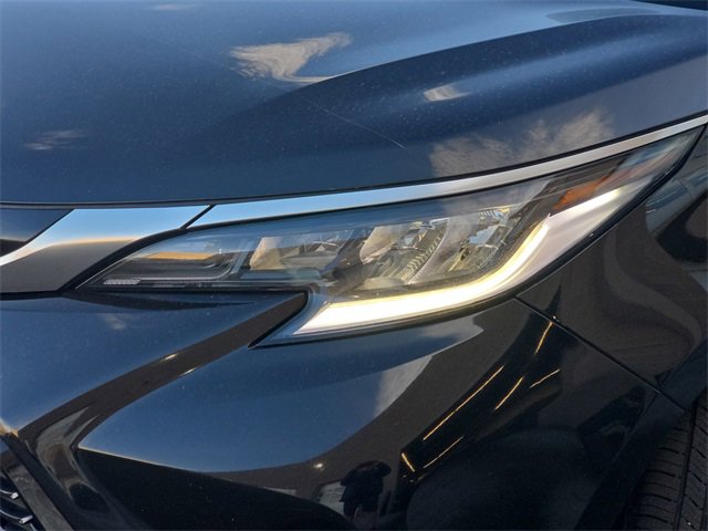 Used 2022 Toyota Sienna XSE image 35