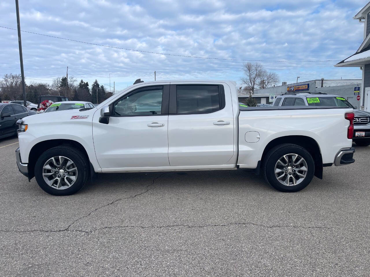 Used 2020 Chevrolet Silverado 1500 LT w/ All-Star Edition image 2