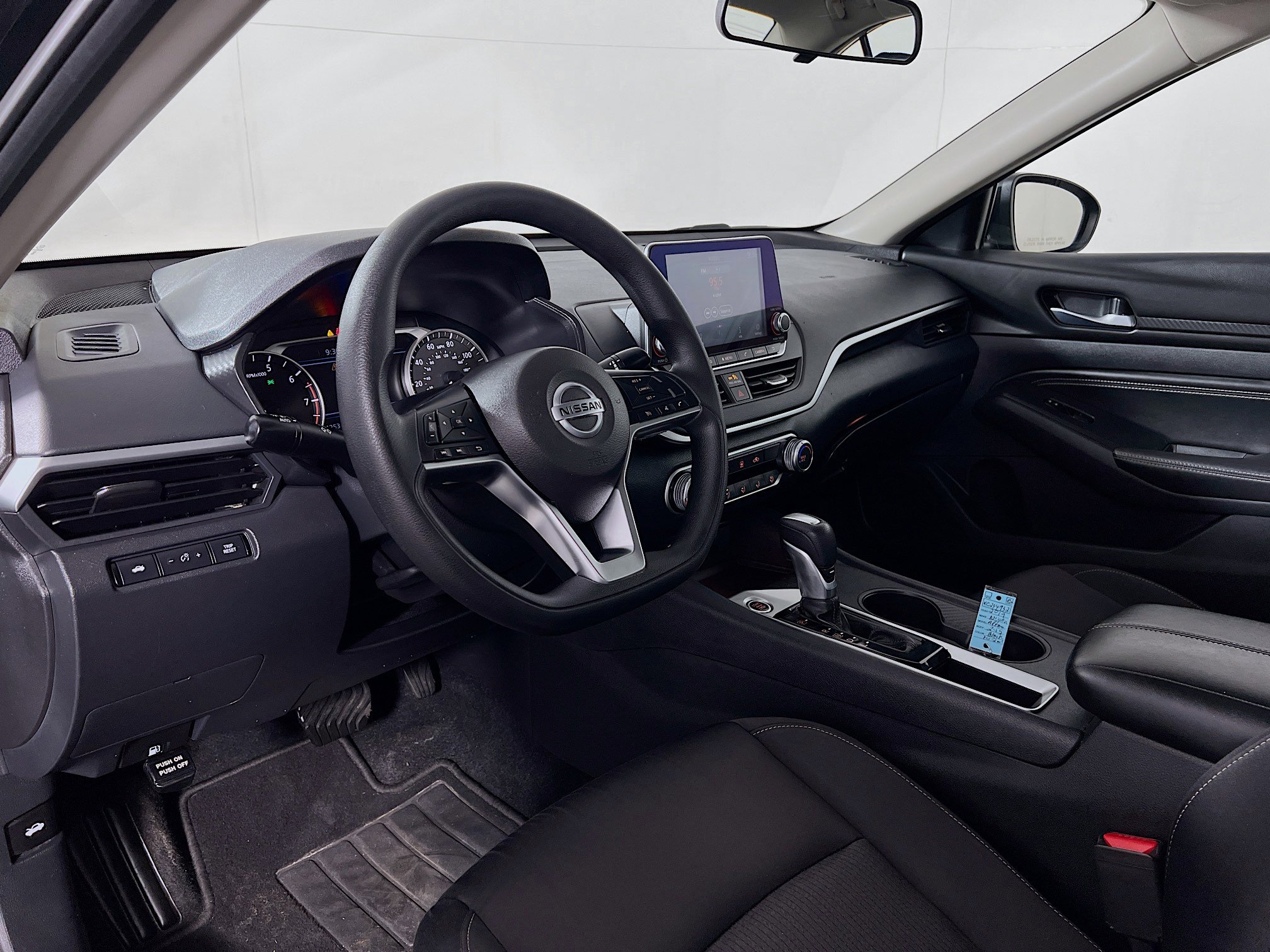 Used 2019 Nissan Altima 2.5 S FWD image 9