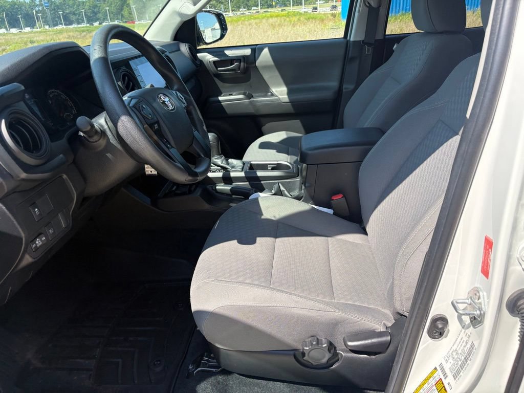 Used 2023 Toyota Tacoma SR AWD/4WD image 4