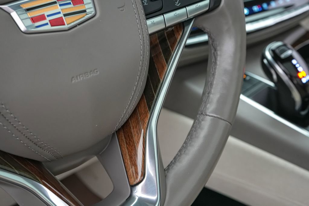 Used 2023 Cadillac Escalade Sport Platinum AWD/4WD image 16