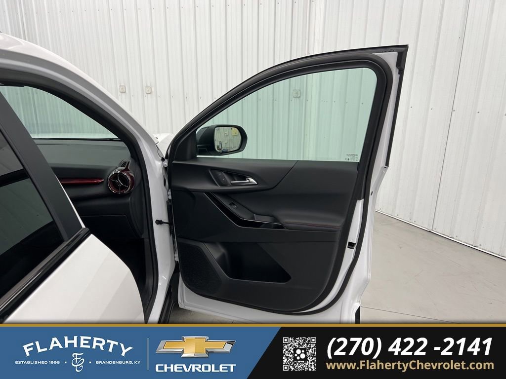 Used 2025 Chevrolet Equinox RS w/ Safety and Technology Package image 14
