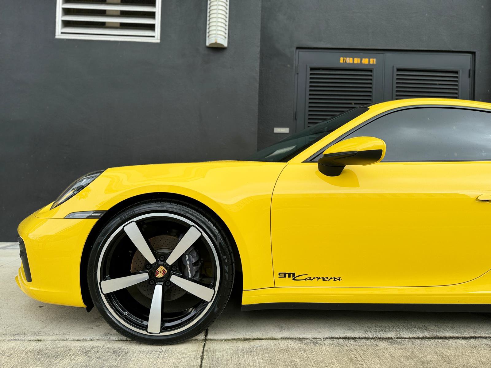 Used 2021 Porsche 911 Carrera RWD image 19