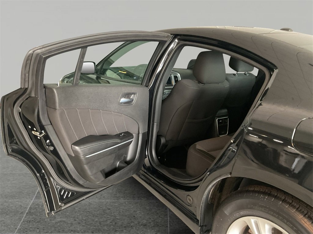 Used 2022 Dodge Charger SXT image 13