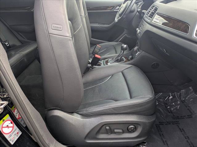 Used 2015 Audi Q3 2.0T Prestige w/ Prestige Package AWD/4WD image 22