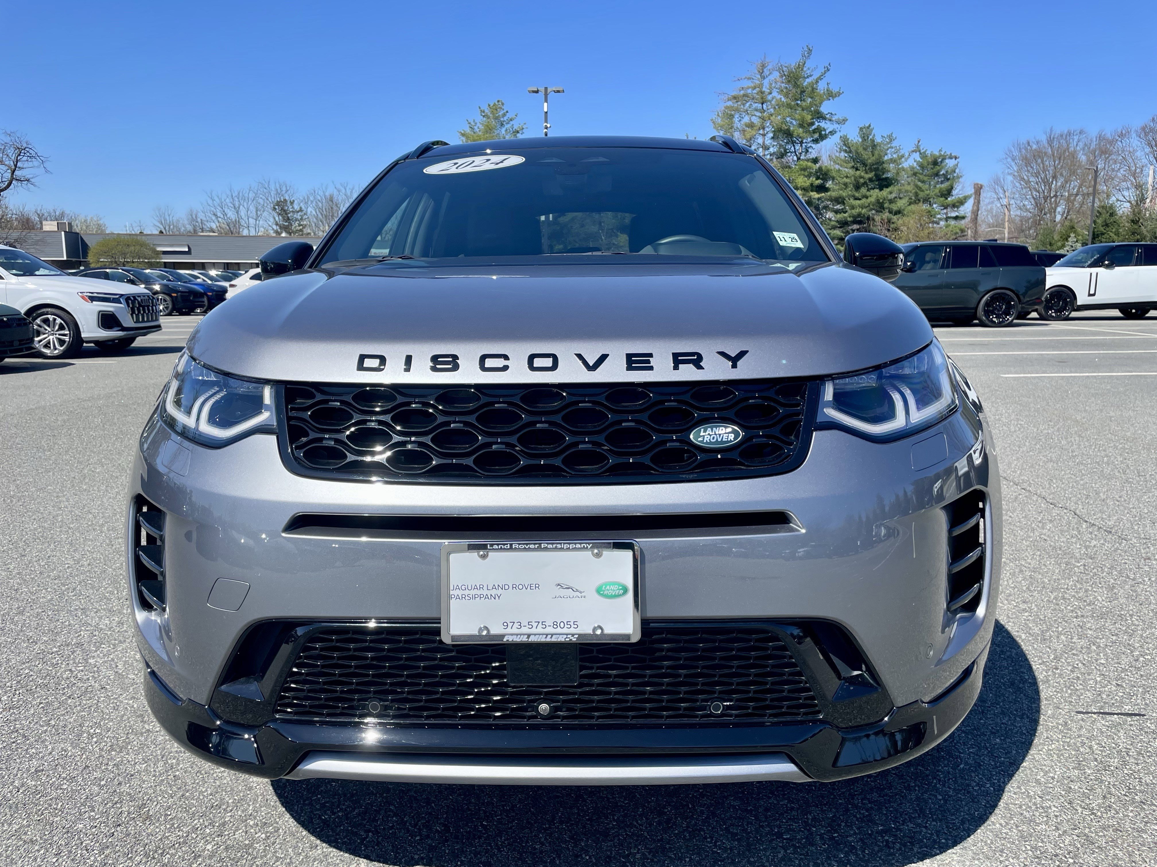 Certified 2024 Land Rover Discovery Sport Dynamic SE image 2