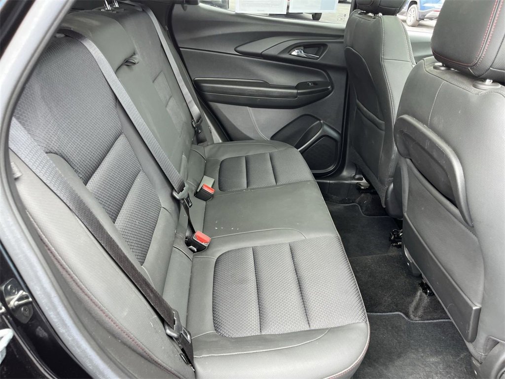 Certified 2023 Chevrolet TrailBlazer RS w/ Sun and Liftgate Package image 27