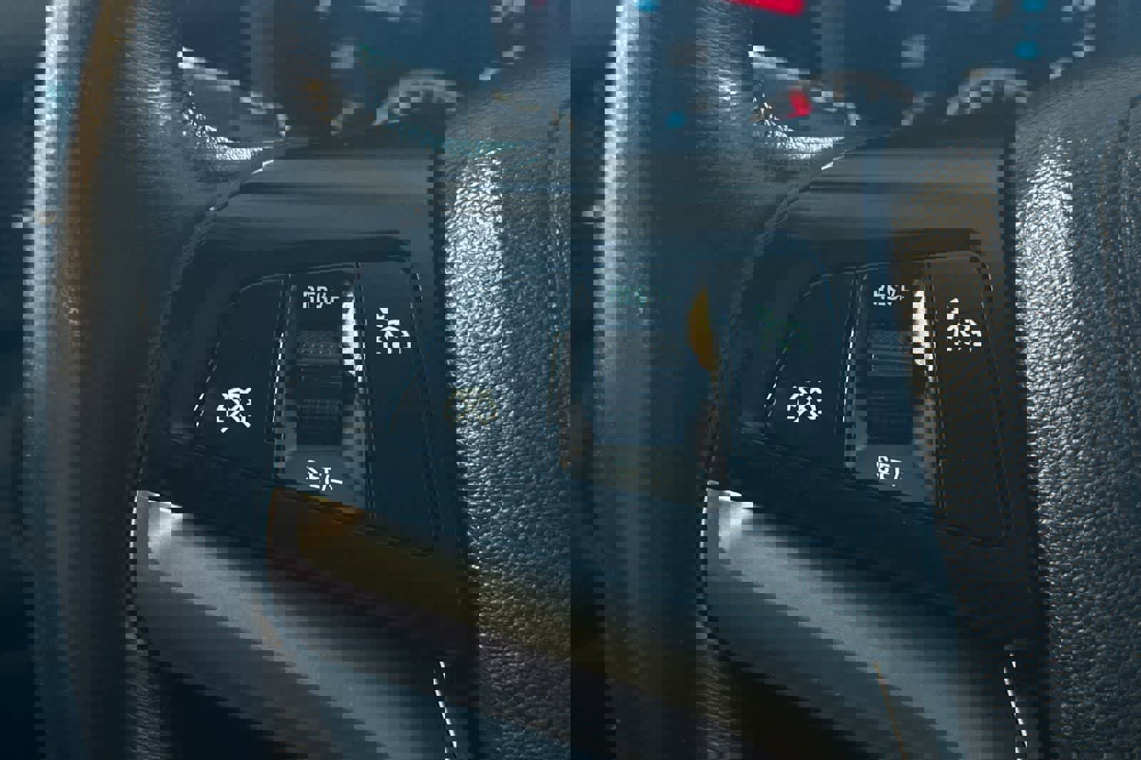 Used 2015 Chevrolet Malibu LT image 28