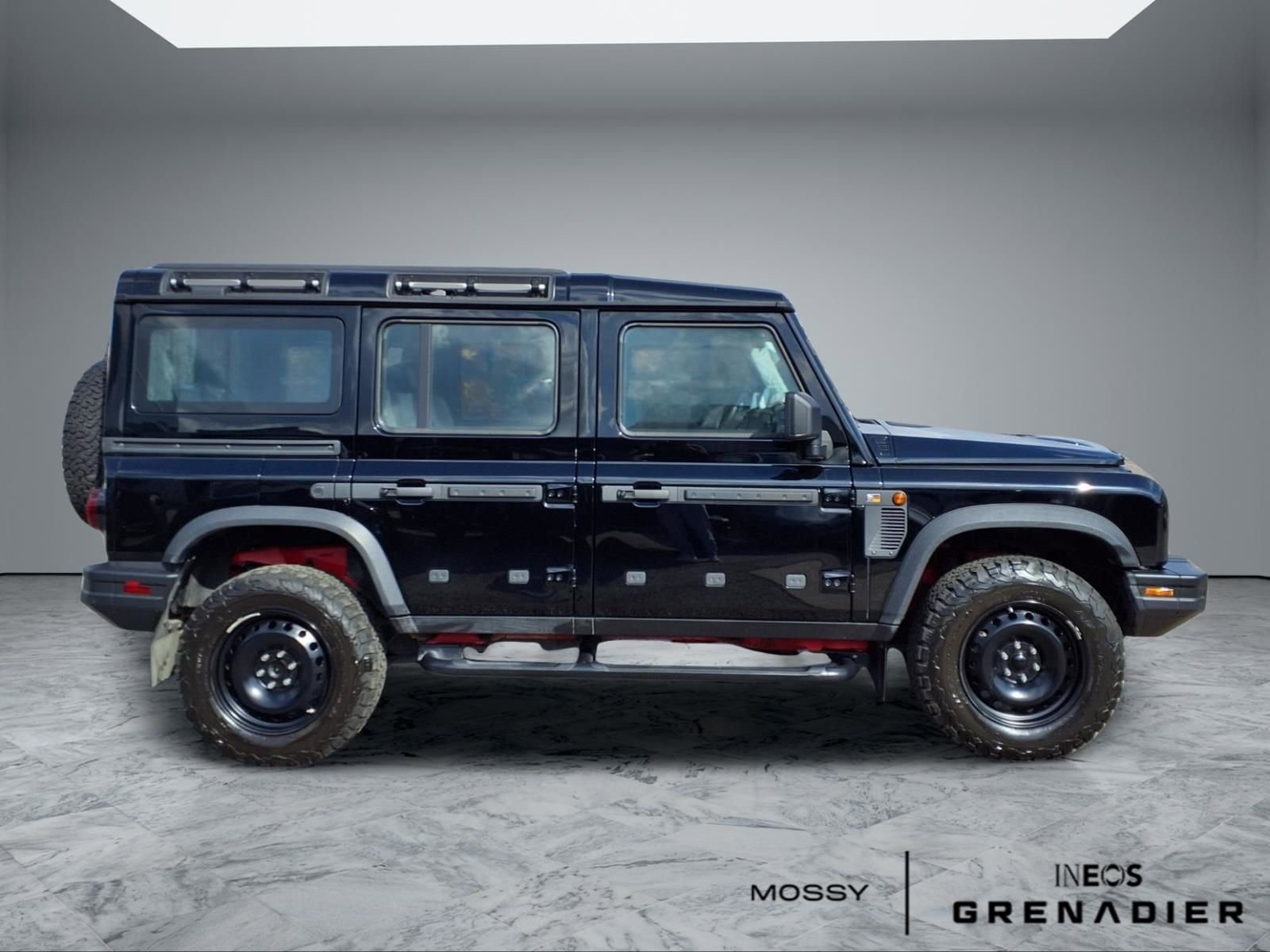 Used 2024 INEOS Grenadier Fieldmaster Edition image 4