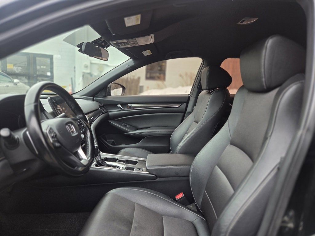 Used 2019 Honda Accord Sport image 17
