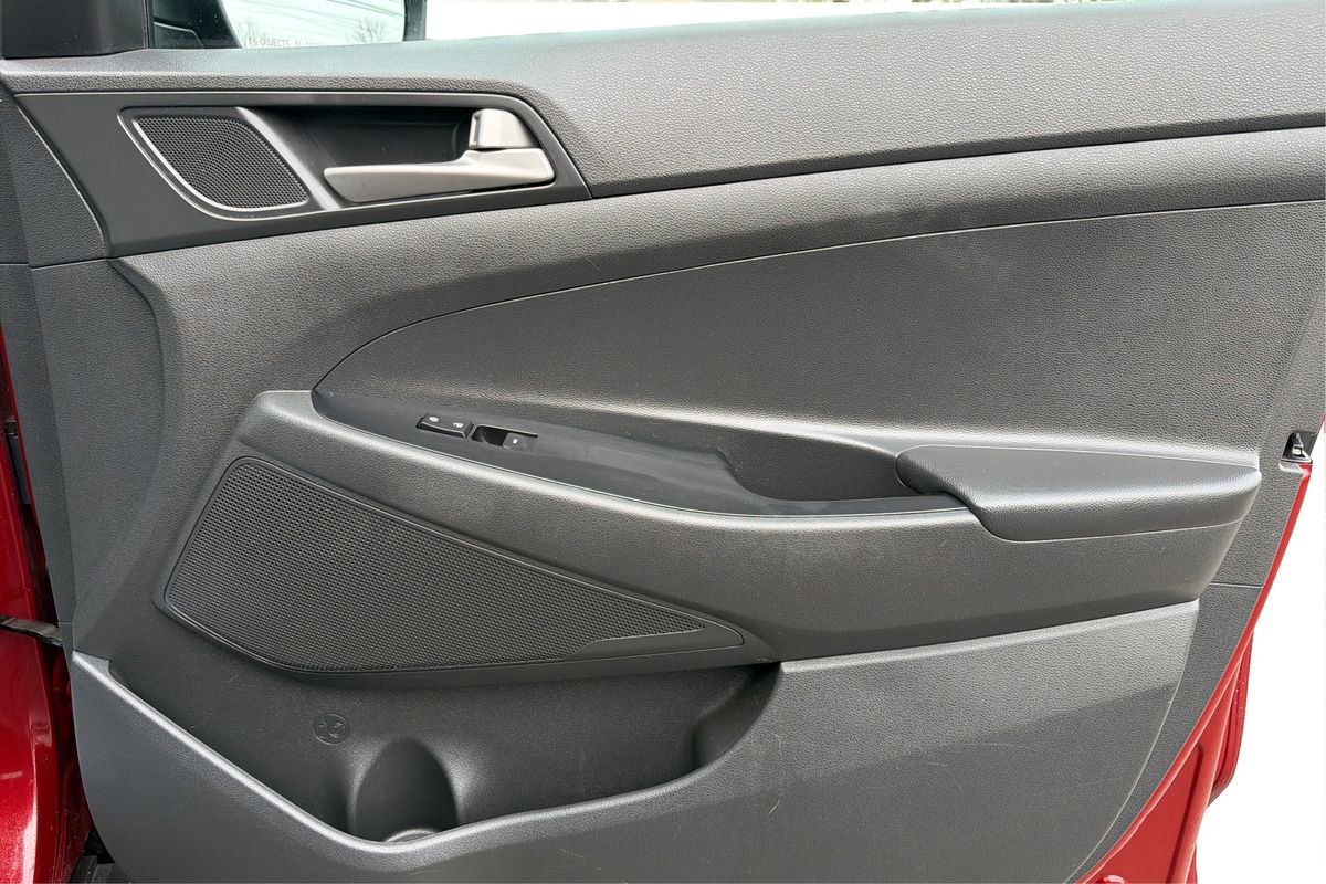Used 2018 Hyundai Tucson SEL image 21