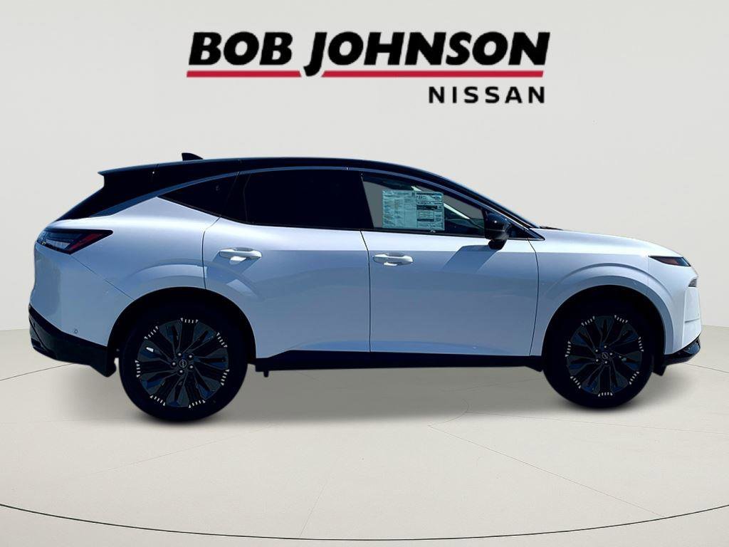 New 2026 Nissan Murano Platinum w/ Cargo Package AWD/4WD image 2