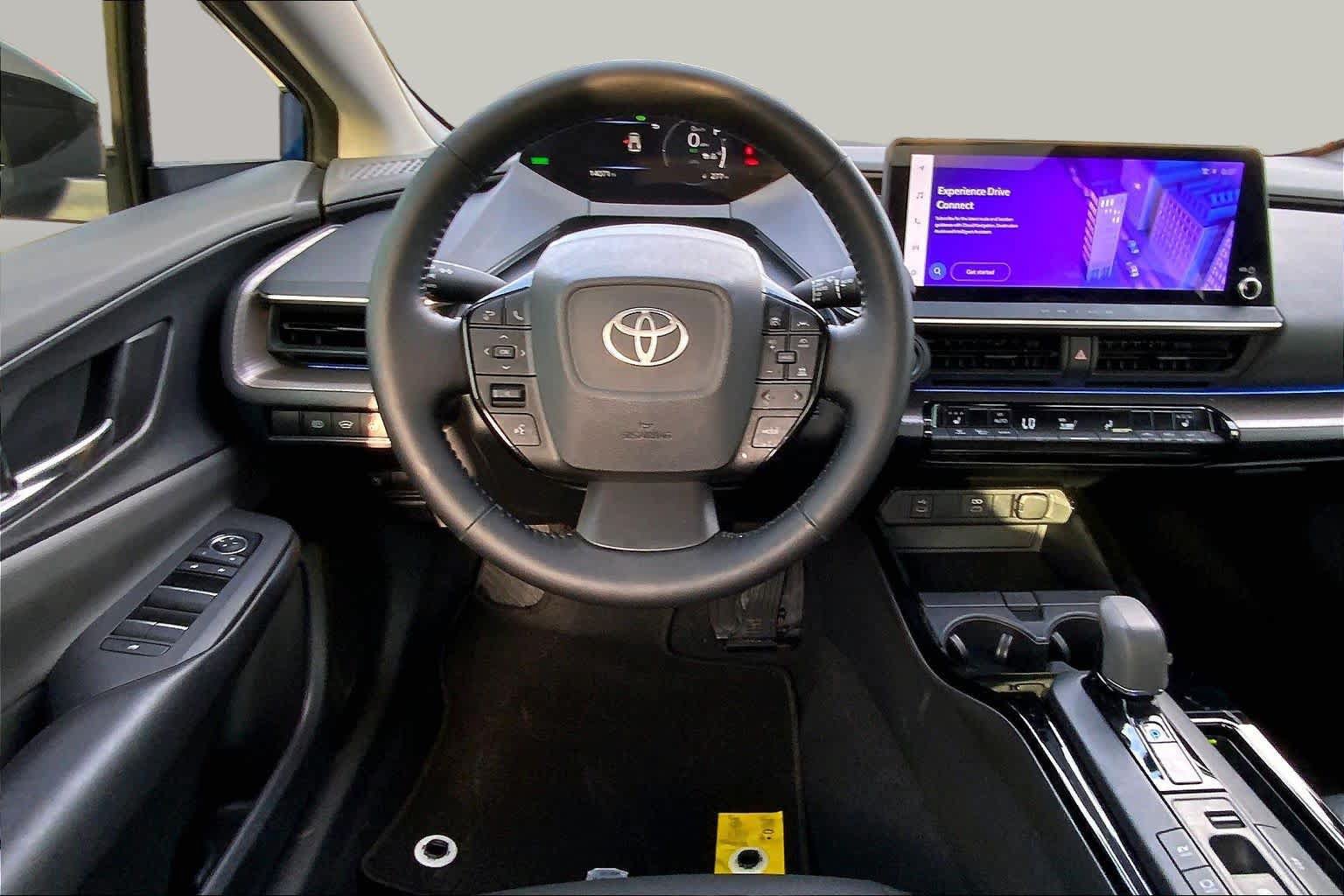 Used 2024 Toyota Prius XLE AWD/4WD image 6