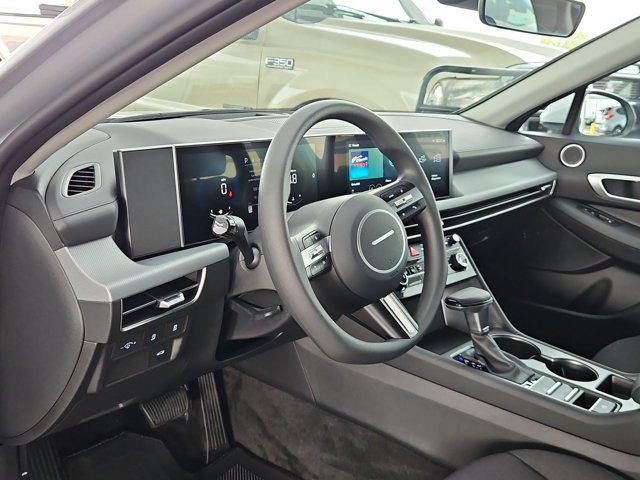 New 2026 Hyundai Sonata SE FWD image 4